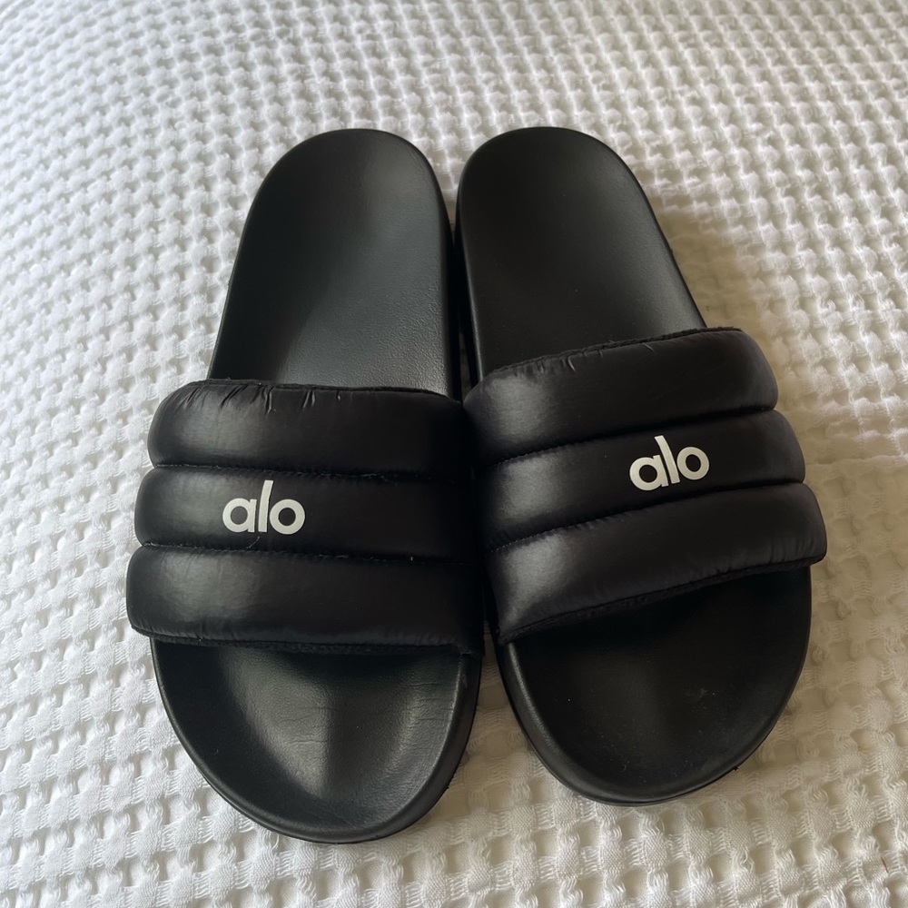 alo Cloud It Slide Black.
